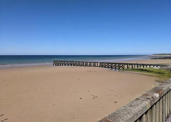 Dom wakacyjny A 50m De La Avec *